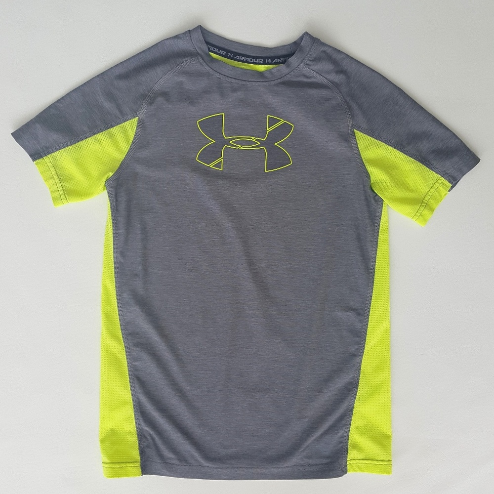 Boys Under Armour Fitted Top